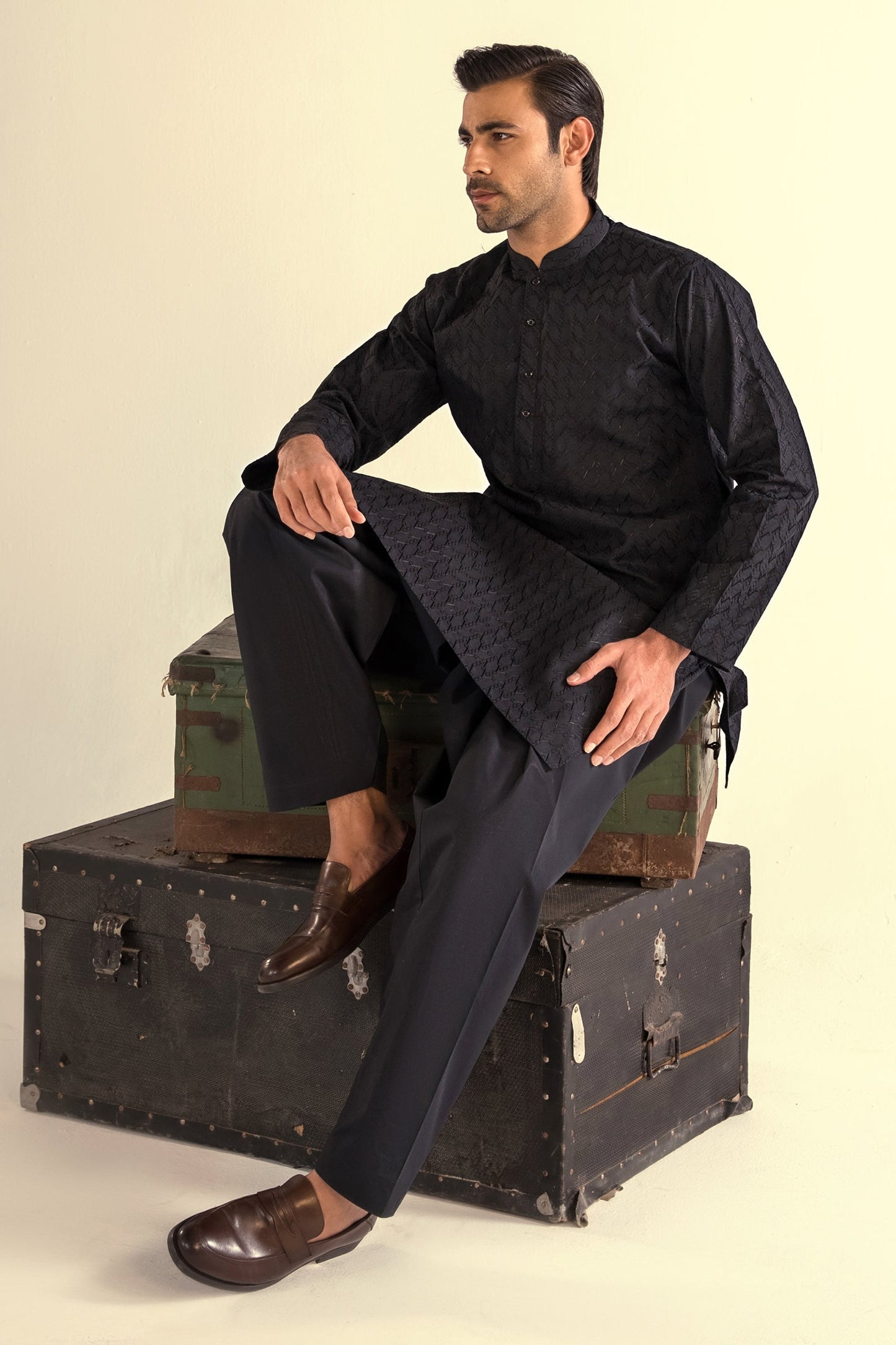 Takhleeq Black Chicken-Kari S-Suit SST4